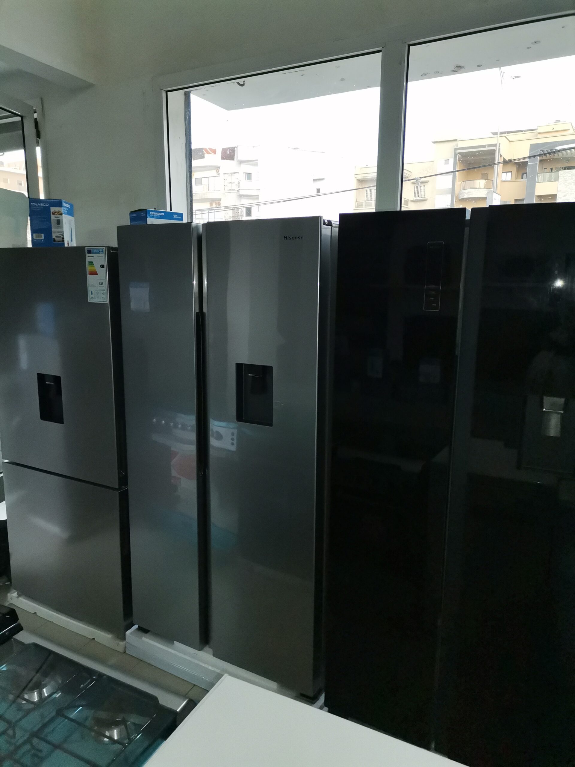 Modele SBS Hisense Hoir-miroir